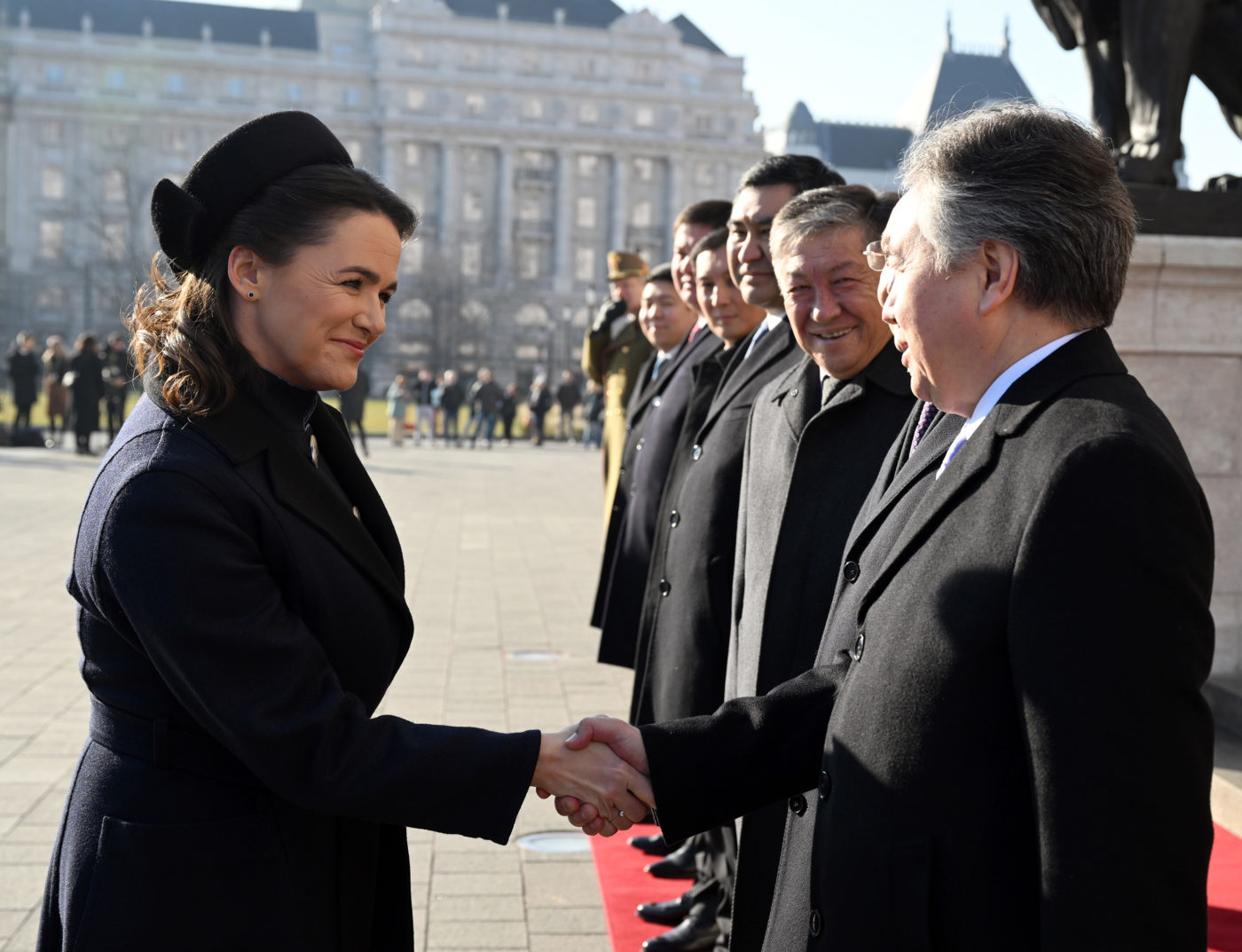 ТАМЫРЫ БИР ЭЛДИН КЫЗМАТТАШТЫГЫ КҮЧӨЙТ