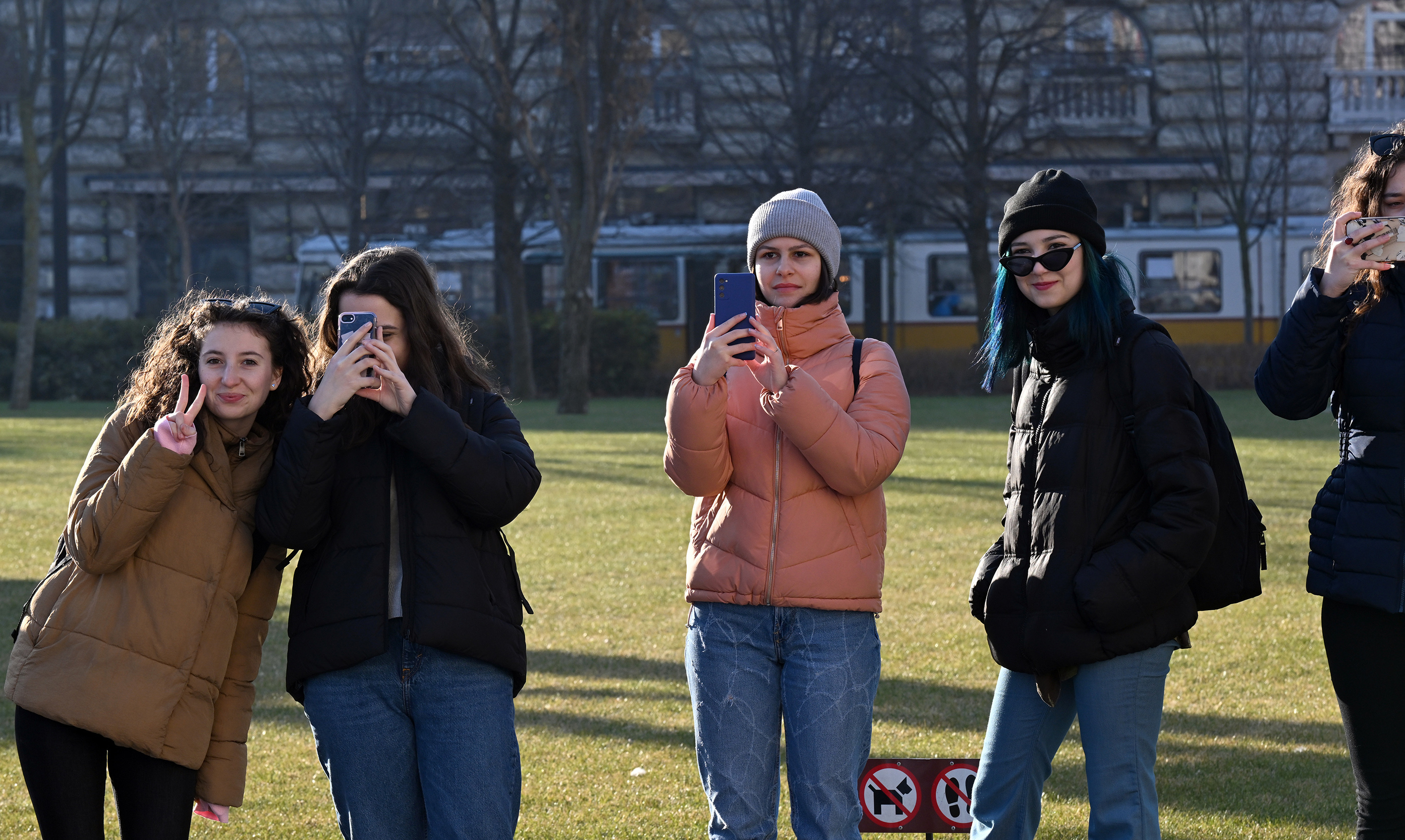 ТАМЫРЫ БИР ЭЛДИН КЫЗМАТТАШТЫГЫ КҮЧӨЙТ