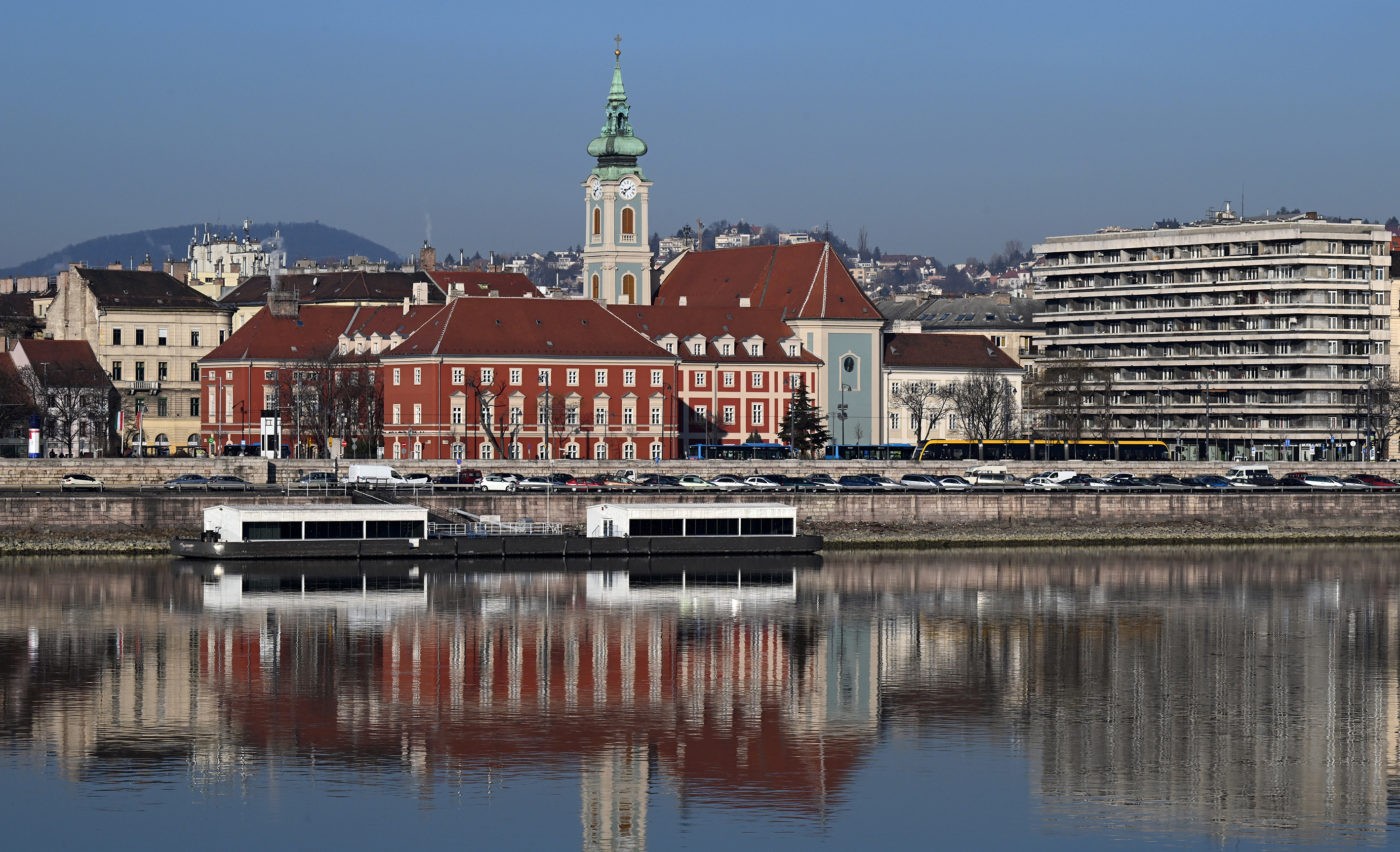 ТАМЫРЫ БИР ЭЛДИН КЫЗМАТТАШТЫГЫ КҮЧӨЙТ