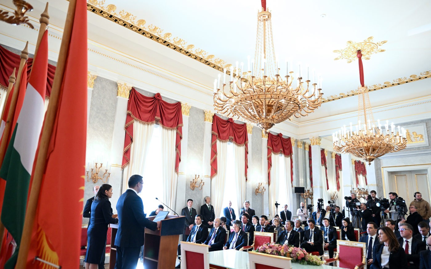 ТАМЫРЫ БИР ЭЛДИН КЫЗМАТТАШТЫГЫ КҮЧӨЙТ