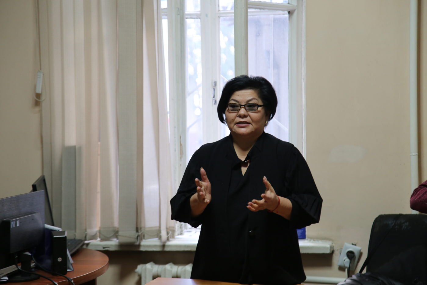 Социалдык фонддун окуу борбору мекемесинин адистери пенсиялык система тууралуу маалымат беришти