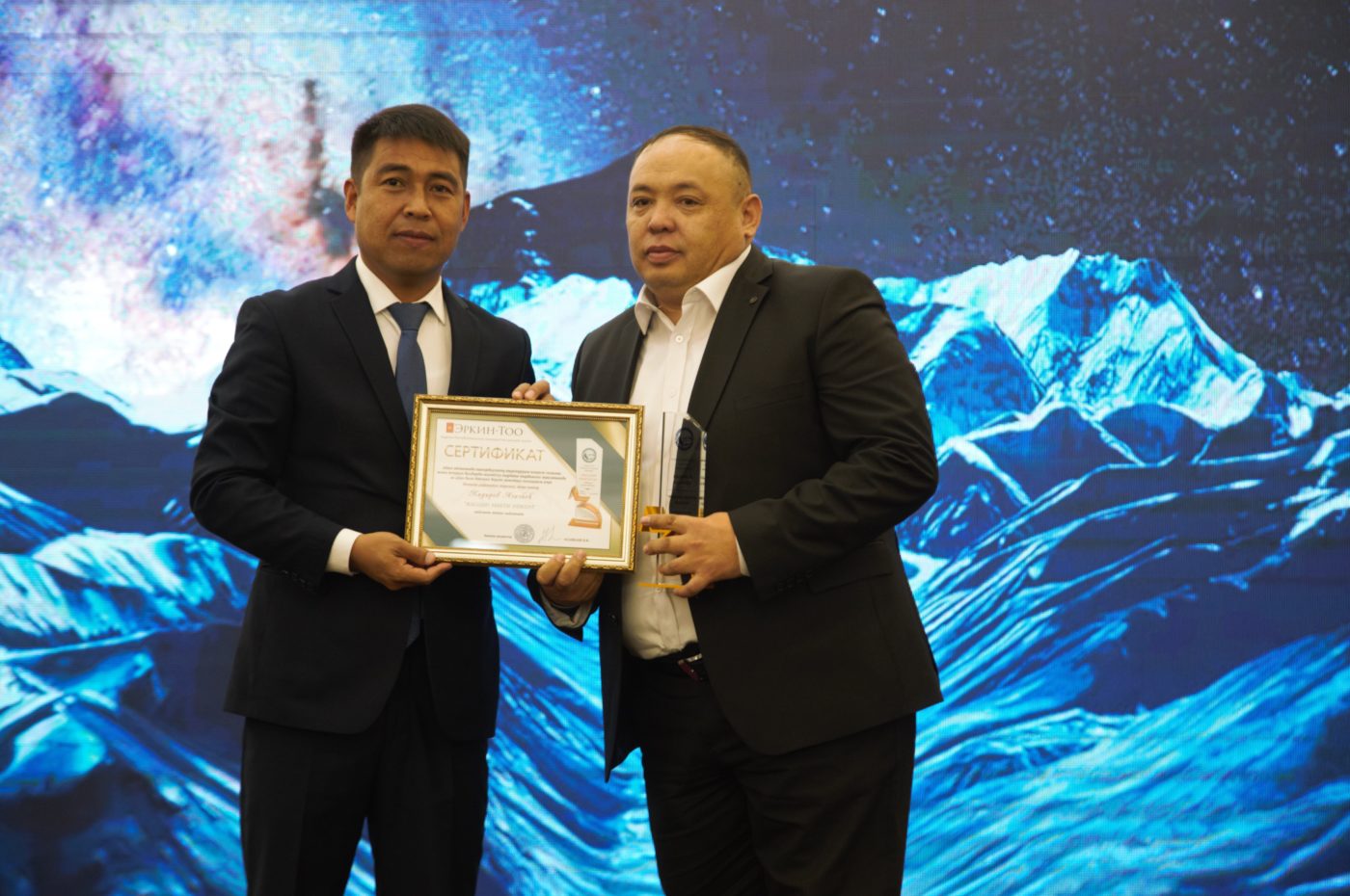 «Эркин-Тоо» гезити жыл мыктысын аныктады